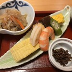 小文字 久芽乃 - 切り干し大根・出汁巻き玉子・海老・蓮根・白身魚南蛮漬け・蒟蒻・オクラ・すり身
