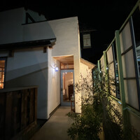 ラ・ターブル・オ・ジャポン - 店舗に続く小道