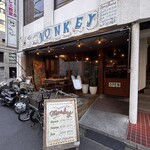 Monkey Sea & Real food - 