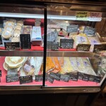 antica locanda MIYAMOTO - 入り口　レストランで製造販売の食材