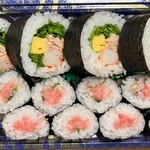 寿司御殿 - 
            ✧〖サラダ・マグロたたき巻〗(862えん)【税込価格】
            美味しい٩(๑❛ᴗ❛๑)۶✨.ﾟ･*..☆.｡.:*✨.☆
            
            リピ(⋈◍＞◡＜◍)。✧♡✨.ﾟ･*..☆.｡.:*✨.☆.｡.:.+*:ﾟ+｡