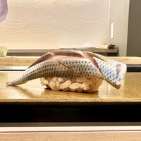 梅田 鮨 よこ田 - コハダ