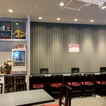 Chuugokuryouri Daikou - 清潔感あり落ち着いた佇まいの店内。