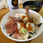 Ika Tarou - 彩り海鮮丼