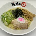 刈谷 秘境のラーメン 台湾油そば ぎん晴れ55 - 名古屋の料理人が織りなす『油そば』。もち麺と特製タレが心地よく絡み、香ばしさが際立つ。シンプルにその味を楽しむもよし、お好みのトッピングでカスタマイズも。自分だけの一杯を見つけてください。