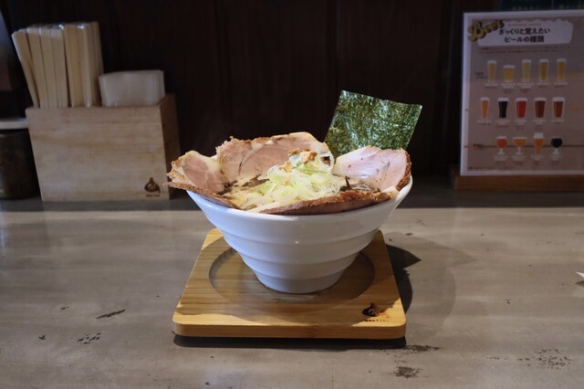 Hosomenya Quattro photo 2