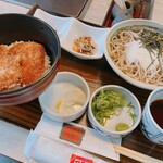 Memboutsurutsuru - カツ丼と蕎麦のセット