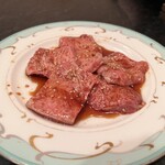 焼肉レストラン 松の実 - 