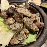 日本酒場 大感謝 - 知覧どり黒焼き
モモ・ムネミックス　大