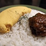Kurokku - ライスONチーズオムレツ、ビーフ
