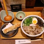 うどん棒 - ○和牛肉うどん(1,470円)
            ○大盛り(2玉 +200円)
            ○ちくわのせ(+200円)