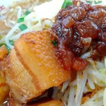 麺屋 にぼすけ - 角煮と煮込み背脂