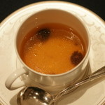 ウェスティンホテル東京 - モリーユ茸のコンソメ　２０１３年１１月