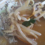 梅園食堂 - ●ヤンニン半チャーハン定食　１１００円