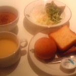 レストラン ファミリア - 