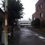 梅園食堂 - 青梅市の都立多摩高校前にある大衆食堂。
