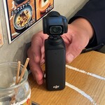 GoGASHA53 - キタさんの新兵器、高角度で写真が取れます　※頭の上に置いて、撮ってます