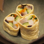 割烹さいお - 湯葉巻き〆鯖