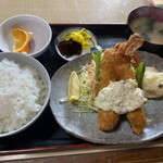 手打ちうどん 釜吉 - 海老フライ定食1,150円
