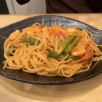 スパゲティ 心 - エビとグリーンアスパラ 1200円