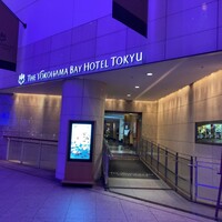 カフェトスカ - ホテル入口