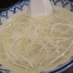 牛たん炭焼 利久  - テールスープ