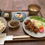 ファイル ナチュラル フード ワークス - 