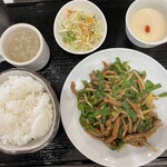 中国料理 川菜味 - 牛肉のオイスターソース炒め定食