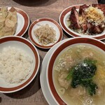 広州市場 - 油淋鶏ワンタン定食+エビワンタン(焼)