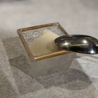 Queux Norme 梅田店 - 