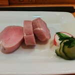 ビストロ マキムシ - お通しは自家製ハム（美味しい