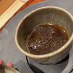 おにく 花柳 - 和牛のコンソメとトリュフ