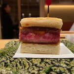 おにく 花柳 - カツサンド