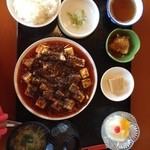 キッチン富士 - 麻婆豆腐セット（全景）