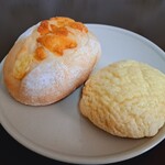 和麦工房 ぱんぱん - 料理写真:チーズパン&メロンパン