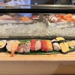 Sushi Kanehisa - 握り寿司1.5人前1,100円
