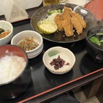 とりい - かきフライ定食（¥1700）