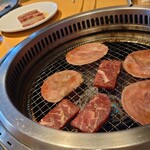 Yakiniku Kingu - 