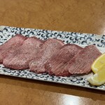 Sumibiyakiniku Ushi Waka - 