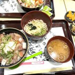 海鮮丼専門店 魚とおこめとドンブリと - 