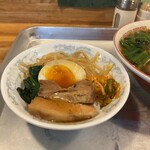 醤油屋本店 - チャーシュー丼