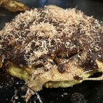 Shinise Okonomiyaki Oosaka Botedyuu - デラックスモダン焼き