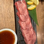 Yakiniku Sakaba Mamoru - 