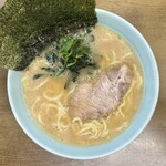 寿々喜家 - ラーメン並(柔め・薄め・少なめ)(850円)