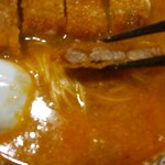 Shinamen Hashigo - 麺の細さ、豚肉の厚み
