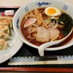 中華苑 - ラーメンと餃子