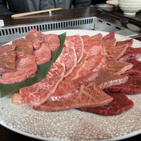 焼肉うしごろ 銀座並木通り店 - 
