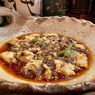 【名物麻婆＆個性派つまみ】本格中華で“酒が進む”！