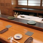 Sakanaya Nobukiyo - 見える厨房