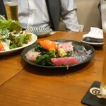 Sakebaru Naminami - サラダ、刺し盛